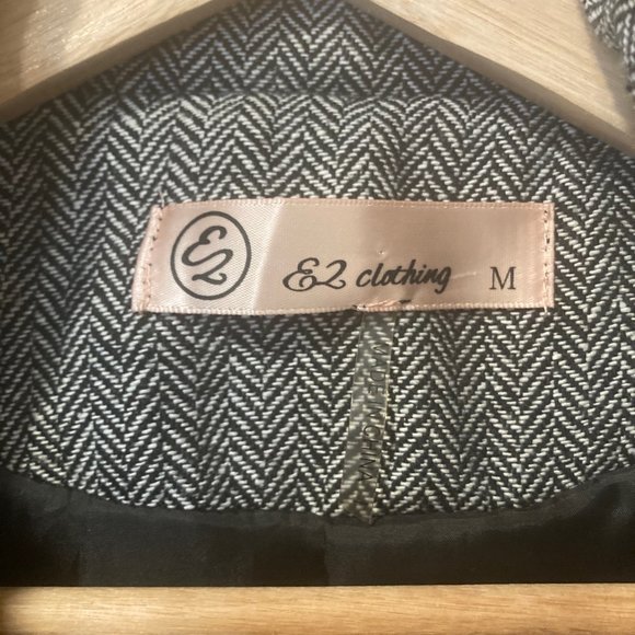 E2 Clothing Herringbone Black and White Vest (Women's M) - Picture 4 of 5